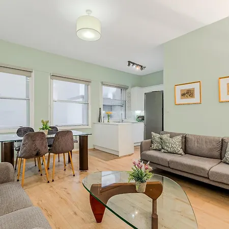 Stunning Central 2Br Flat Btw Soho & Covent Garden Londres Exterior foto