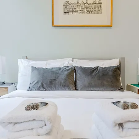 Stunning Central 2Br Flat Btw Soho & Covent Garden Londres Exterior foto