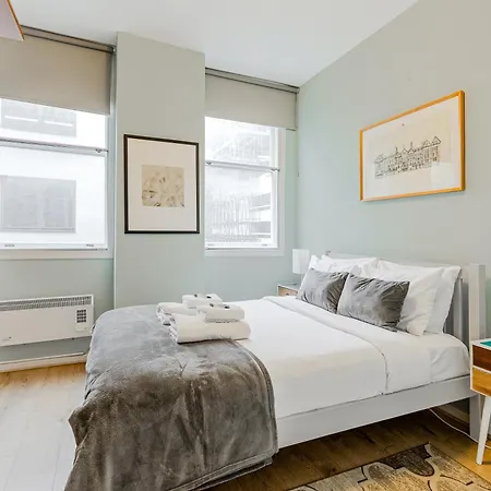 Stunning Central 2Br Flat Btw Soho & Covent Garden Londres Exterior foto