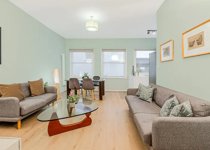 Stunning Central 2Br Flat Btw Soho & Covent Garden